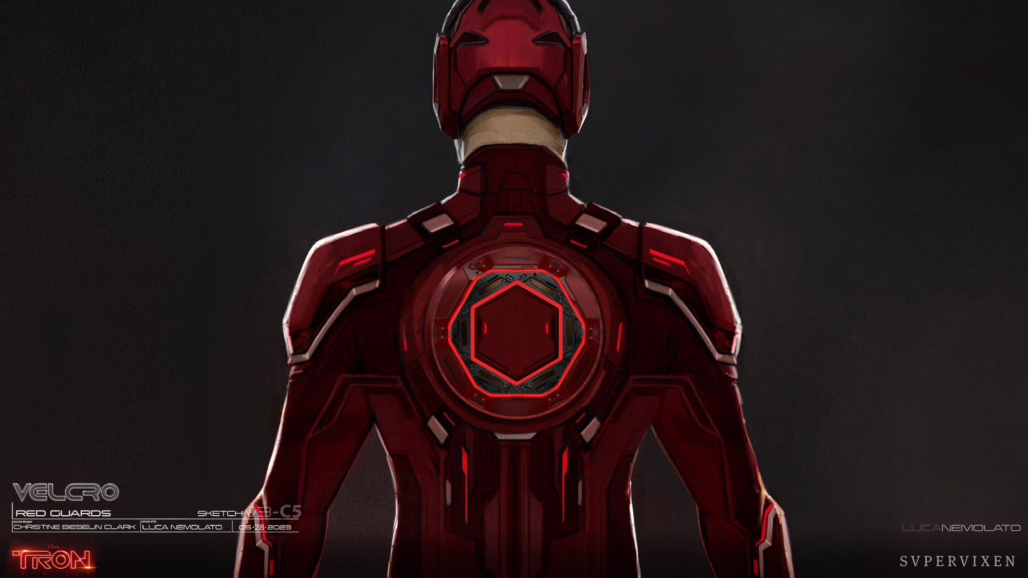 Tron_Ares/Disc-Dillinger_007.jpg